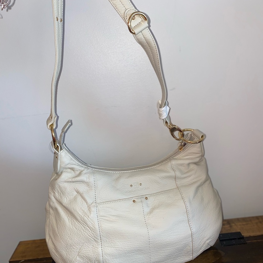 Stone Mountain Uptown Girl Cream Leather Shoulder Purse Bag NWT